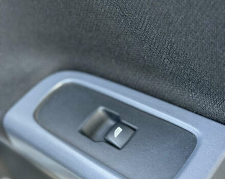 Белый Вольво С40, объемом двигателя 2 л и пробегом 240 тыс. км за 7350 $, фото 24 на Automoto.ua