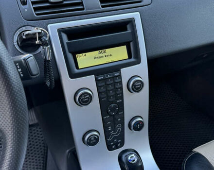 Білий Вольво S40, об'ємом двигуна 2 л та пробігом 180 тис. км за 9200 $, фото 22 на Automoto.ua