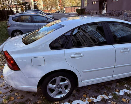 Вольво С40 2012 в Киеве на Automoto.ua Белый Вольво С40, объемом двигателя 2 л и пробегом 176 тыс. км за 7400 $, фото 20 на Automoto.ua