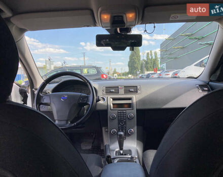 Білий Вольво S40, об'ємом двигуна 2 л та пробігом 166 тис. км за 9450 $, фото 21 на Automoto.ua