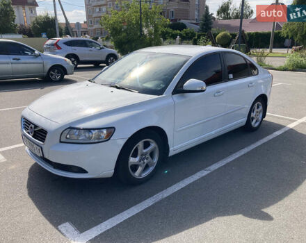 Білий Вольво S40, об'ємом двигуна 2 л та пробігом 166 тис. км за 9450 $, фото 2 на Automoto.ua