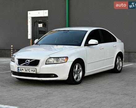 Білий Вольво S40, об'ємом двигуна 2 л та пробігом 278 тис. км за 6499 $, фото 7 на Automoto.ua