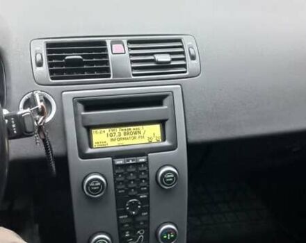 Білий Вольво S40, об'ємом двигуна 2 л та пробігом 250 тис. км за 7600 $, фото 15 на Automoto.ua