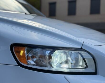 Белый Вольво С40, объемом двигателя 2 л и пробегом 240 тыс. км за 7350 $, фото 15 на Automoto.ua