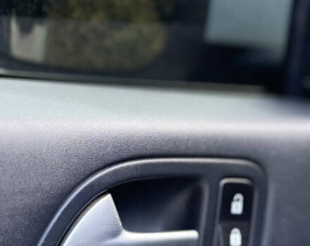 Белый Вольво С40, объемом двигателя 2 л и пробегом 240 тыс. км за 7350 $, фото 25 на Automoto.ua