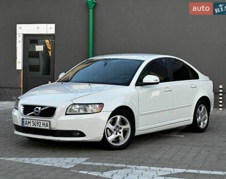 Білий Вольво S40, об'ємом двигуна 2 л та пробігом 278 тис. км за 6499 $, фото 5 на Automoto.ua
