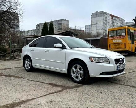 Білий Вольво S40, об'ємом двигуна 2 л та пробігом 165 тис. км за 8300 $, фото 4 на Automoto.ua