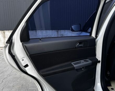 Білий Вольво S40, об'ємом двигуна 2 л та пробігом 278 тис. км за 6499 $, фото 26 на Automoto.ua