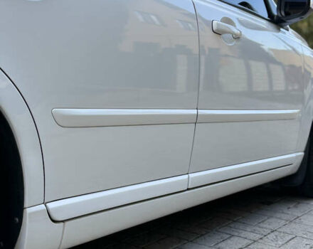 Белый Вольво С40, объемом двигателя 2 л и пробегом 240 тыс. км за 7350 $, фото 12 на Automoto.ua