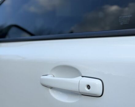 Белый Вольво С40, объемом двигателя 2 л и пробегом 240 тыс. км за 7350 $, фото 14 на Automoto.ua