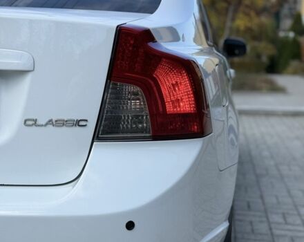 Белый Вольво С40, объемом двигателя 2 л и пробегом 240 тыс. км за 7350 $, фото 10 на Automoto.ua