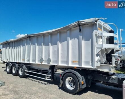 Белый Вольво С40, объемом двигателя 2 л и пробегом 185 тыс. км за 8200 $, фото 6 на Automoto.ua