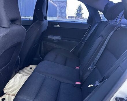 Білий Вольво S40, об'ємом двигуна 2 л та пробігом 278 тис. км за 6499 $, фото 25 на Automoto.ua