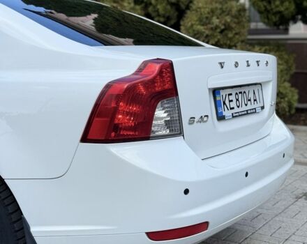 Белый Вольво С40, объемом двигателя 2 л и пробегом 240 тыс. км за 7350 $, фото 8 на Automoto.ua