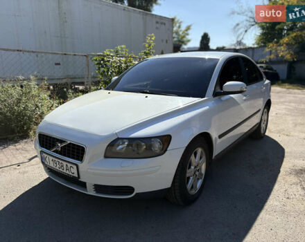 Білий Вольво S40, об'ємом двигуна 2 л та пробігом 265 тис. км за 6000 $, фото 1 на Automoto.ua