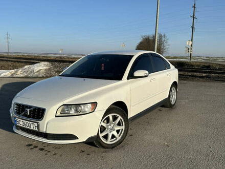 Білий Вольво S40, об'ємом двигуна 1.56 л та пробігом 340 тис. км за 6700 $, фото 1 на Automoto.ua