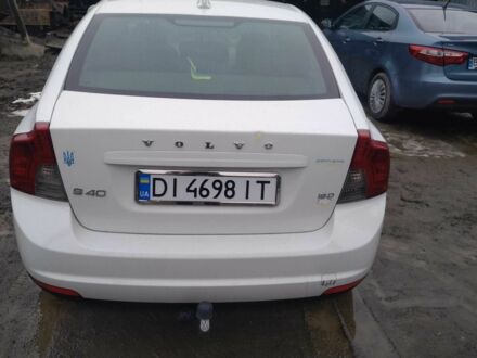 Вольво S40 2007 у Львові на Automoto.ua Білий Вольво S40, об'ємом двигуна 1.6 л та пробігом 306 тис. км за 5800 $, фото 1 на Automoto.ua