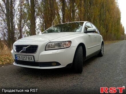 Вольво S40 2008 у Прилуках на Automoto.ua Білий Вольво S40, об'ємом двигуна 1.8 л та пробігом 217 тис. км за 5800 $, фото 1 на Automoto.ua