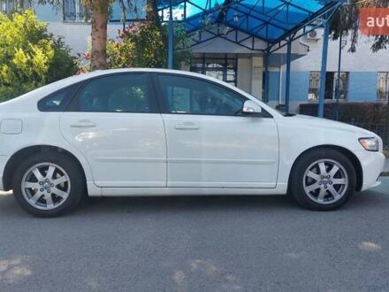 Вольво S40 2009 у Черкасах на Automoto.ua Білий Вольво S40, об'ємом двигуна 2 л та пробігом 269 тис. км за 8000 $, фото 1 на Automoto.ua