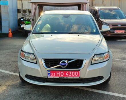 Вольво S40 2011 у Києві на Automoto.ua Білий Вольво S40, об'ємом двигуна 1.6 л та пробігом 194 тис. км за 9999 $, фото 1 на Automoto.ua