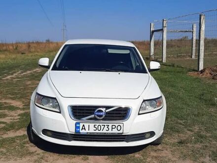 Вольво С40 2012 в Вараш (Кузнецовск) на Automoto.ua Белый Вольво С40, объемом двигателя 2 л и пробегом 247 тыс. км за 7450 $, фото 1 на Automoto.ua