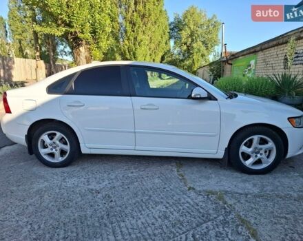 Белый Вольво С40, объемом двигателя 2 л и пробегом 249 тыс. км за 7100 $, фото 1 на Automoto.ua