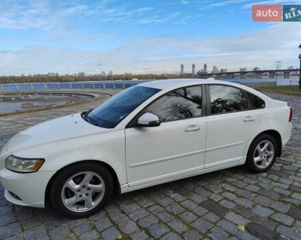 Білий Вольво S40, об'ємом двигуна 2 л та пробігом 267 тис. км за 7100 $, фото 1 на Automoto.ua