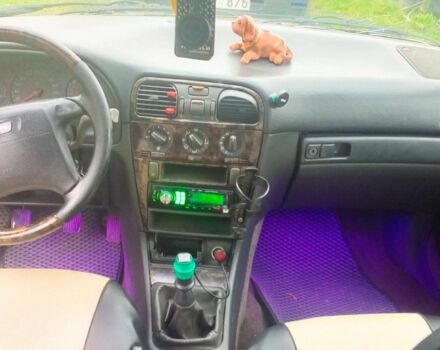 Бежевий Вольво S40, об'ємом двигуна 1.8 л та пробігом 349 тис. км за 1600 $, фото 6 на Automoto.ua