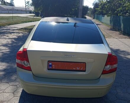 Бежевый Вольво С40, объемом двигателя 2.4 л и пробегом 230 тыс. км за 4000 $, фото 2 на Automoto.ua