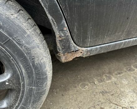 Чорний Вольво S40, об'ємом двигуна 1.9 л та пробігом 446 тис. км за 1000 $, фото 7 на Automoto.ua