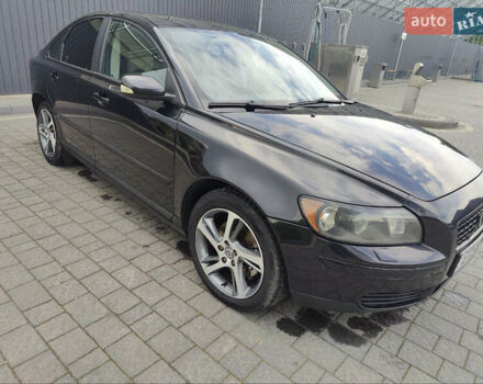 Черный Вольво С40, объемом двигателя 2 л и пробегом 328 тыс. км за 4400 $, фото 11 на Automoto.ua