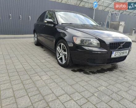 Черный Вольво С40, объемом двигателя 2 л и пробегом 328 тыс. км за 4400 $, фото 14 на Automoto.ua