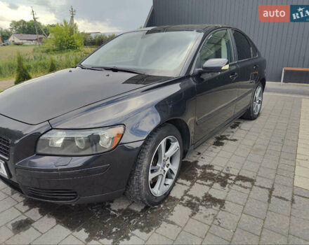 Черный Вольво С40, объемом двигателя 2 л и пробегом 328 тыс. км за 4400 $, фото 10 на Automoto.ua