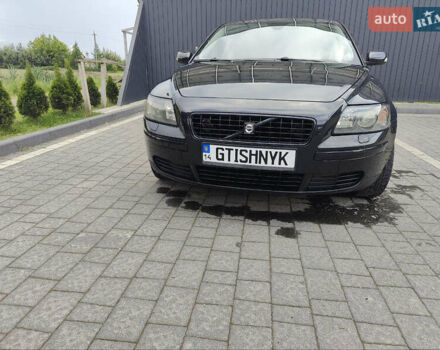 Черный Вольво С40, объемом двигателя 2 л и пробегом 328 тыс. км за 4400 $, фото 15 на Automoto.ua