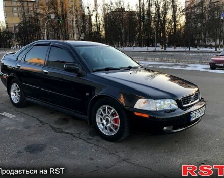 Чорний Вольво S40, об'ємом двигуна 1.9 л та пробігом 255 тис. км за 5200 $, фото 2 на Automoto.ua