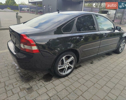 Черный Вольво С40, объемом двигателя 2 л и пробегом 328 тыс. км за 4400 $, фото 8 на Automoto.ua