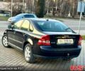 Черный Вольво С40, объемом двигателя 1.6 л и пробегом 250 тыс. км за 4300 $, фото 4 на Automoto.ua