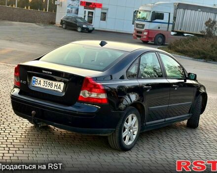 Черный Вольво С40, объемом двигателя 1.6 л и пробегом 250 тыс. км за 4300 $, фото 3 на Automoto.ua