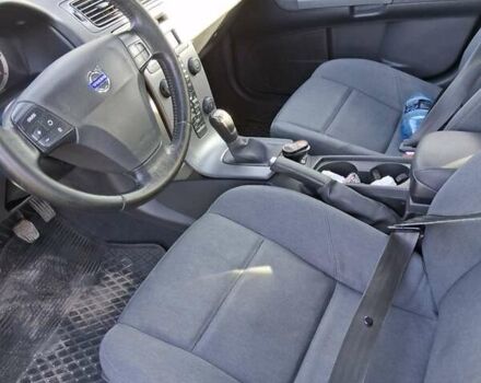 Чорний Вольво S40, об'ємом двигуна 2 л та пробігом 380 тис. км за 5000 $, фото 5 на Automoto.ua