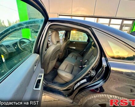 Черный Вольво С40, объемом двигателя 1.6 л и пробегом 250 тыс. км за 4300 $, фото 9 на Automoto.ua
