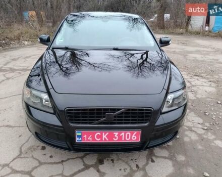 Чорний Вольво S40, об'ємом двигуна 1.6 л та пробігом 250 тис. км за 5900 $, фото 1 на Automoto.ua