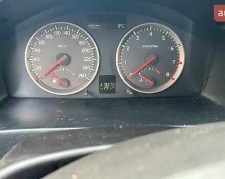 Черный Вольво С40, объемом двигателя 1.6 л и пробегом 319 тыс. км за 5300 $, фото 3 на Automoto.ua