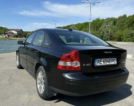 Вольво С40 2006 в Днепре (Днепропетровске) на Automoto.ua Черный Вольво С40, объемом двигателя 2 л и пробегом 200 тыс. км за 6100 $, фото 11 на Automoto.ua