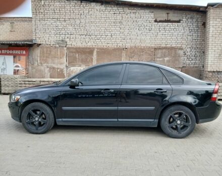 Черный Вольво С40, объемом двигателя 1.6 л и пробегом 66 тыс. км за 5800 $, фото 7 на Automoto.ua