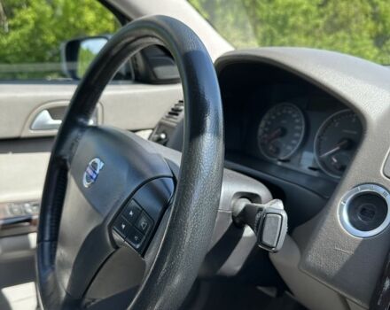 Вольво С40 2006 в Днепре (Днепропетровске) на Automoto.ua Черный Вольво С40, объемом двигателя 2 л и пробегом 200 тыс. км за 6100 $, фото 4 на Automoto.ua