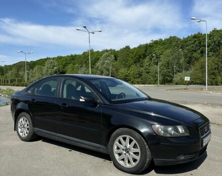 Вольво С40 2006 в Днепре (Днепропетровске) на Automoto.ua Черный Вольво С40, объемом двигателя 2 л и пробегом 200 тыс. км за 6100 $, фото 12 на Automoto.ua