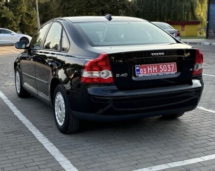 Чорний Вольво S40, об'ємом двигуна 1.6 л та пробігом 223 тис. км за 6100 $, фото 4 на Automoto.ua