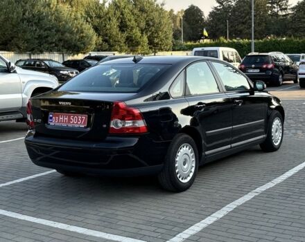 Чорний Вольво S40, об'ємом двигуна 1.6 л та пробігом 223 тис. км за 6100 $, фото 3 на Automoto.ua