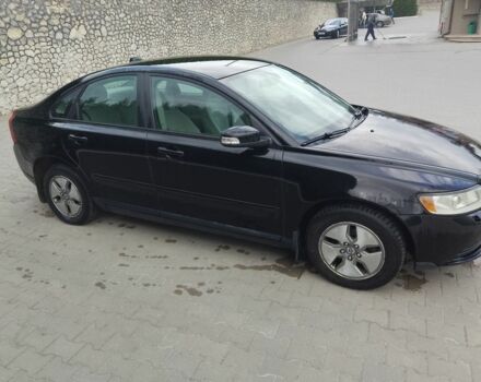 Черный Вольво С40, объемом двигателя 1.8 л и пробегом 207 тыс. км за 7400 $, фото 6 на Automoto.ua