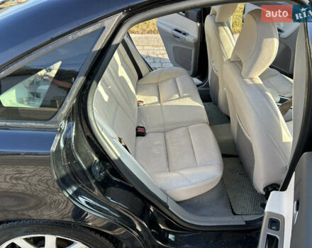 Черный Вольво С40, объемом двигателя 1.56 л и пробегом 243 тыс. км за 7400 $, фото 16 на Automoto.ua